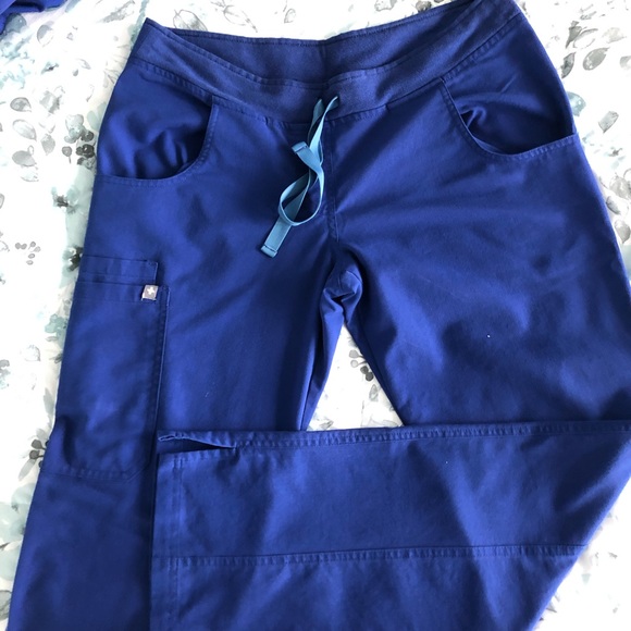 Figs Deep Blue *Galaxy Blue* Bottoms scrubs - Picture 4 of 7